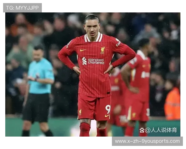 利物浦外线包夹压制强烈，努涅斯头球稍偏